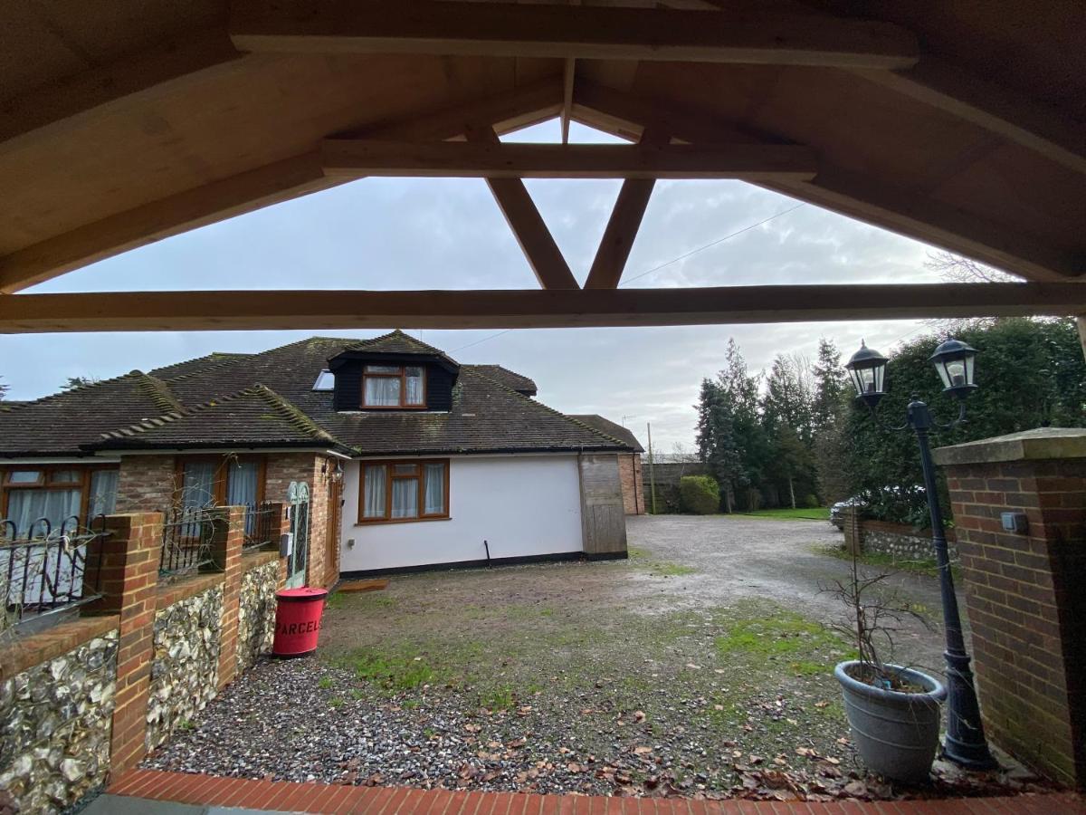 Mulberry Cottage Near Goodwood Chichester Exterior foto
